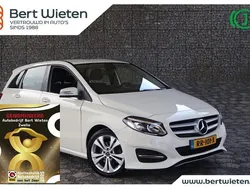 Wit Gebruikt 2018 Mercedes B160 Ambition MPV | € 18.245