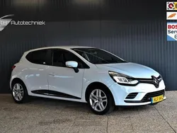 Wit Gebruikt 2019 Renault Clio IV Bose Edition Hatchback | € 10.950 (Eerlijke prijs)
