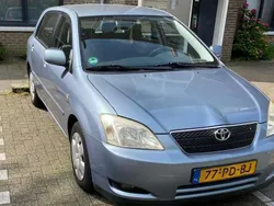 Blauw Gebruikt 2004 Toyota Corolla Sol Hatchback | € 3.500 (Eerlijke prijs)