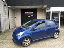 Blauw Gebruikt 2008 Toyota Aygo Hatchback | € 1.299 (Super prijs)