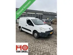 Wit Gebruikt 2011 Peugeot Partner MPV | € 1.999 (Eerlijke prijs)