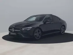 Zwart Gebruikt 2021 Mercedes CLA250e AMG line Sedan | € 36.500 (Eerlijke prijs)