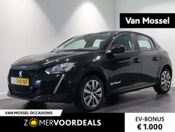 Zwart Gebruikt 2023 Peugeot e-208 Active Hatchback | € 29.440