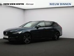 Blauw Gebruikt 2023 Volvo V90 Ultimate Stationwagen | € 49.950 (Eerlijke prijs)