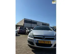 Grijs Gebruikt 2004 Opel Astra Essentia Hatchback | € 950 (Eerlijke prijs)