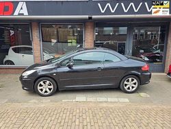 Zwart Gebruikt 2005 Peugeot 307 CC Cabriolet | € 3.250 (Eerlijke prijs)