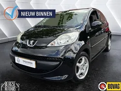 Zwart Gebruikt 2008 Peugeot 107 Hatchback | € 3.490 (Iets duurder)