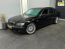 Zwart, metallic lak Gebruikt 2006 BMW 750 Sedan | € 9.999