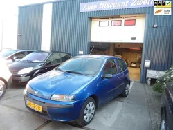 Blauw Gebruikt 2002 Fiat Punto Dynamic Hatchback | € 699 (Goede deal)