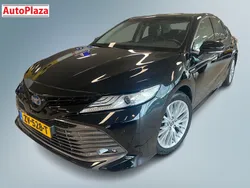 Zwart Gebruikt 2019 Toyota Camry Executive Sedan | € 29.950 (Eerlijke prijs)