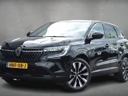 Zwart Gebruikt 2023 Renault Austral SUV | € 32.950 (Eerlijke prijs)