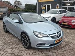 Grijs Gebruikt 2014 Opel Cascada Cosmo Cabriolet | € 11.295