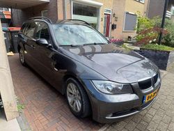 Grijs Gebruikt 2008 BMW 318 Executive Stationwagen | € 3.000 (Goede deal)