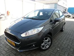 Grijs Gebruikt 2016 Ford Fiesta Style Hatchback | € 4.499 (Eerlijke prijs)