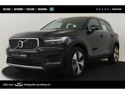 Zwart Gebruikt 2022 Volvo XC40 Inscription SUV | € 37.890 (Eerlijke prijs)