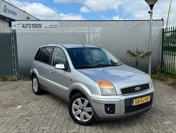 Grijs Gebruikt 2006 Ford Fusion Futura MPV | € 999 (Goede deal)