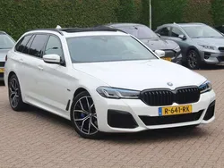 Wit Gebruikt 2022 BMW 530 Efficient Dynamics Stationwagen | € 42.950 (Goede deal)