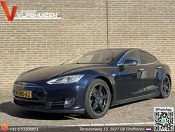 Blauw, metallic lak Gebruikt 2014 Tesla Model S Sedan | € 13.950 (Super prijs)