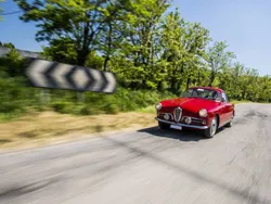 Roodrosso alfa Gebruikt 1955 Alfa Romeo Giulietta Sprint Hatchback | € 110.000