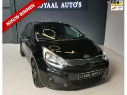 Zwart Gebruikt 2012 Kia Rio Hatchback | € 6.499 (Eerlijke prijs)