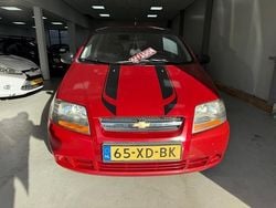 Rood (metallic) Gebruikt 2007 Chevrolet Kalos Hatchback | € 1.249 (Eerlijke prijs)