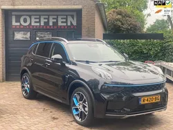 Zwart Gebruikt 2022 Lynk & Co 01 SUV | € 28.950 (Eerlijke prijs)