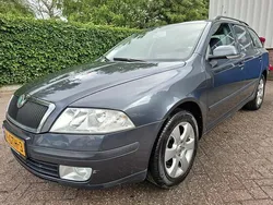 Grijs, metallic lak Gebruikt 2008 Skoda Octavia Business Line Stationwagen | € 2.150 (Eerlijke prijs)