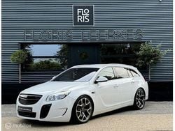 Wit Gebruikt 2010 Opel Insignia OPC Stationwagen | € 12.950 (Iets duurder)