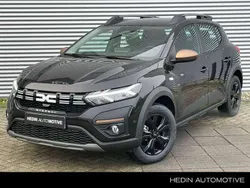 Zwart Gebruikt 2024 Dacia Sandero Extreme Hatchback | € 22.450 (Duur)