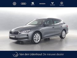 Grijs, metallic lak Gebruikt 2024 Skoda Octavia Business Line Stationwagen | € 31.250 (Eerlijke prijs)