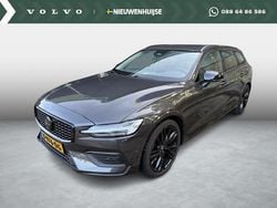 Grijs Gebruikt 2023 Volvo V60 Stationwagen | € 34.899 (Goede deal)