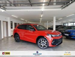 Rood Nieuw 2025 VW Tiguan R-line SUV | € 57.950