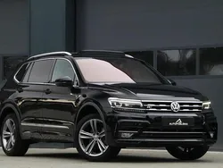 Zwart Gebruikt 2020 VW Tiguan Allspace R-line SUV | € 31.900 (Eerlijke prijs)