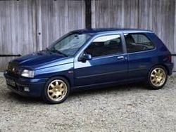 Blauw Gebruikt 1994 Renault Clio | € 52.500