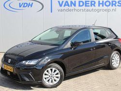 Zwart, metallic lak Gebruikt 2021 Seat Ibiza Style Hatchback | € 20.880 (Duur)