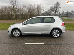 Hatchback Gebruikt 2016 VW Golf VII Trendline Hatchback | € 10.295 (Eerlijke prijs)