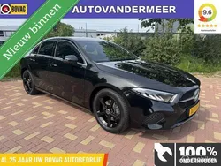 Zwart Gebruikt 2023 Mercedes A180 Luxury Sedan | € 33.940 (Eerlijke prijs)