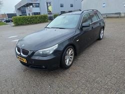 Zwart Gebruikt 2006 BMW 530 Stationwagen | € 2.950 (Goede deal)