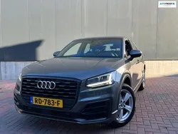Grijs, metallic lak Gebruikt 2017 Audi Q2 S-Line SUV | € 17.999 (Eerlijke prijs)