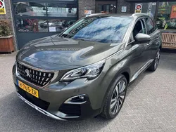 Grijs, metallic lak Gebruikt 2020 Peugeot 3008 Allure SUV | € 20.750 (Eerlijke prijs)