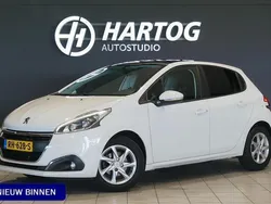 Wit Gebruikt 2017 Peugeot 208 Allure+ Hatchback | € 6.950 (Eerlijke prijs)