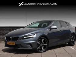 Grijs Gebruikt 2020 Volvo V40 Stationwagen | € 23.745 (Eerlijke prijs)