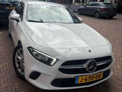 Wit Gebruikt 2020 Mercedes A180 Luxury Stationwagen | € 22.000 (Super prijs)