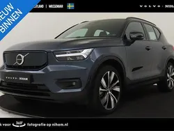 Blauw, metallic lak Gebruikt 2022 Volvo XC40 Pro SUV | € 37.890 (Eerlijke prijs)