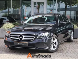 Zwart Gebruikt 2017 Mercedes E200 Ambition Sedan | € 23.900 (Super prijs)