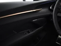 , metallic lak Gebruikt 2024 Cupra Terramar VZ SUV | € 51.940 (Eerlijke prijs)