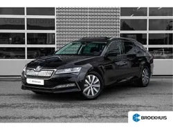 Zwart, metallic lak Gebruikt 2021 Skoda Superb Business Line Stationwagen | € 28.845 (Eerlijke prijs)