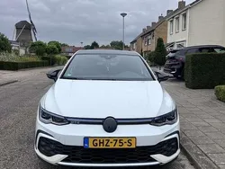 Wit Gebruikt 2021 VW Golf VIII GTE Stationwagen | € 26.900 (Eerlijke prijs)