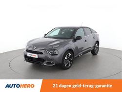 Grijs (metallic) Gebruikt 2022 Citroën C4 PureTech SUV | € 19.149 (Eerlijke prijs)