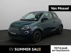 Groen Gebruikt 2023 Fiat 500e La Prima Hatchback | € 24.400 (Eerlijke prijs)